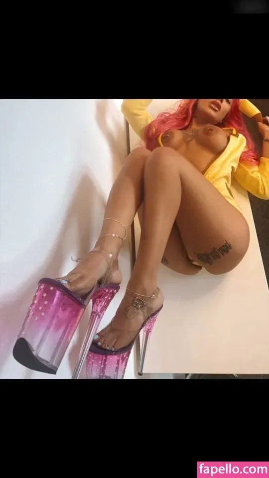 RiaRosa Onlyfans Photo Gallery 