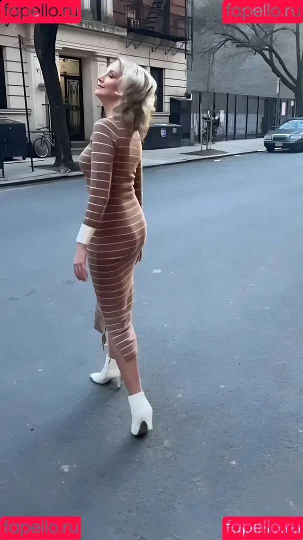 Maude Garrett Onlyfans Photo Gallery 