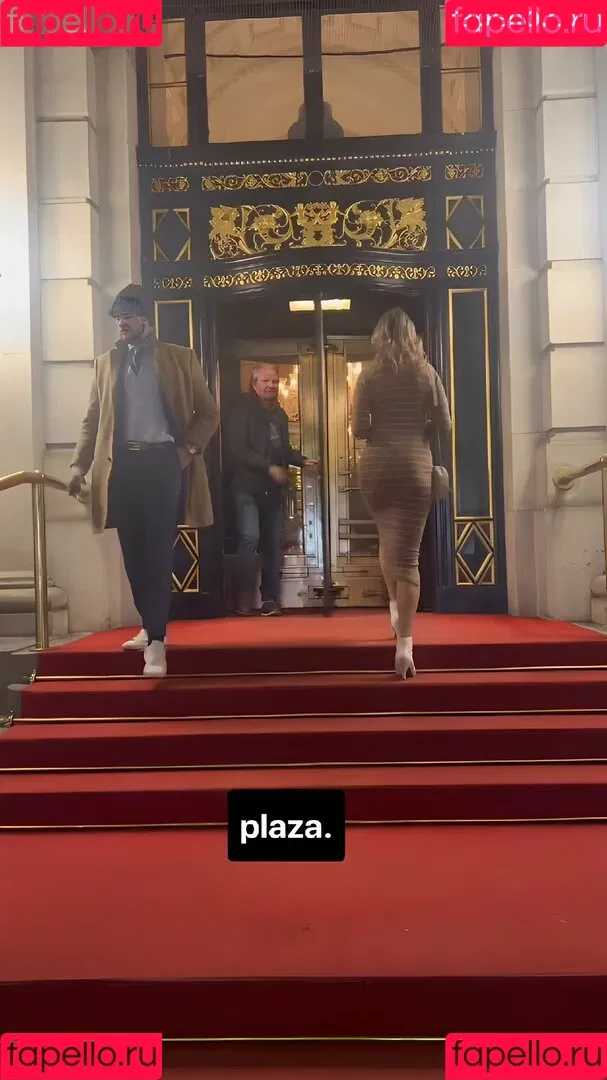 Maude Garrett Onlyfans Photo Gallery 
