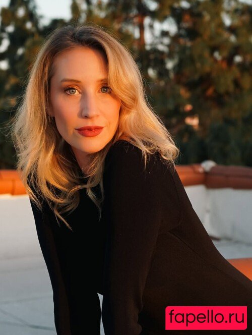 Maude Garrett Nude Onlyfans Photo 29