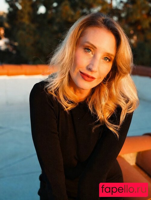 Maude Garrett Nude Onlyfans Photo 27