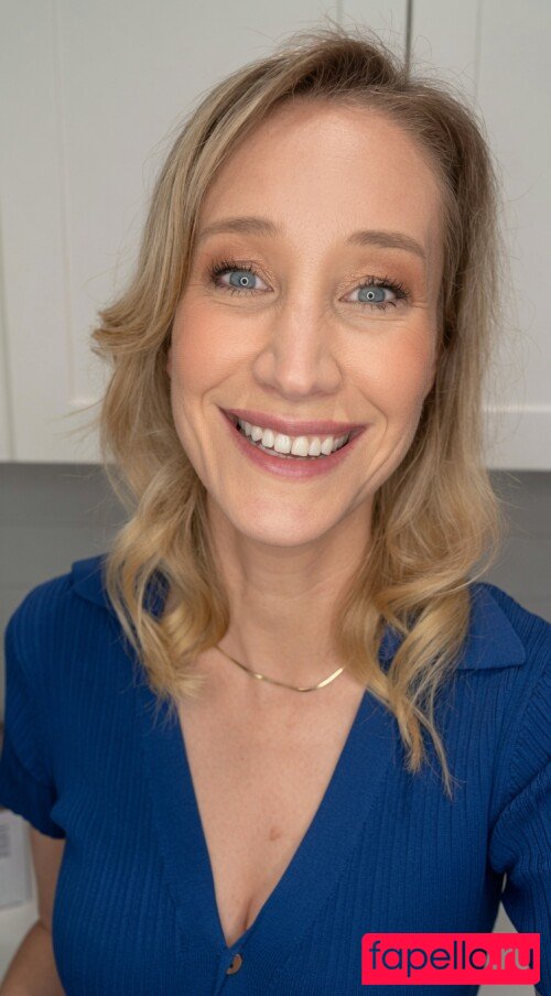 Maude Garrett Nude Onlyfans Photo 13
