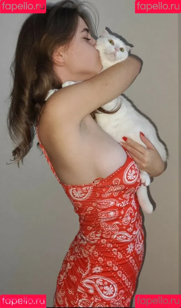 Daria Aref Onlyfans Photo Gallery 