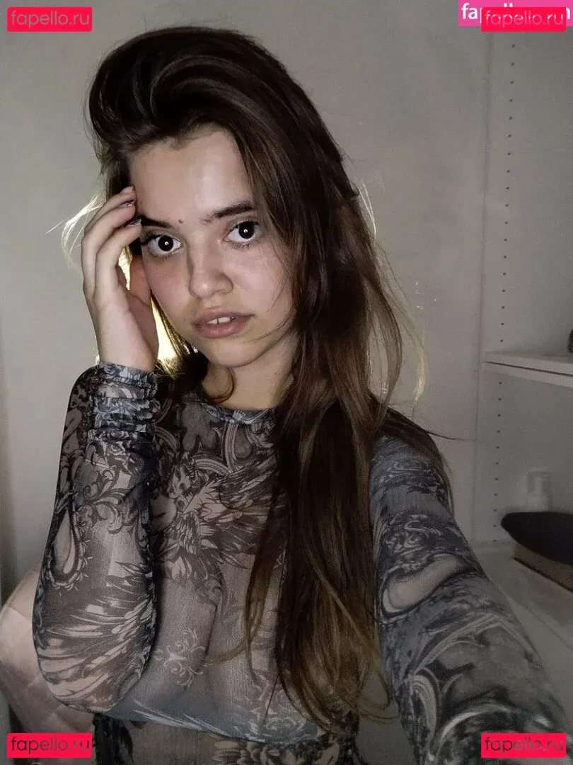 Daria Aref Onlyfans Photo Gallery 