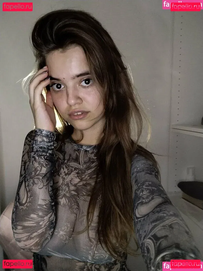 Daria Aref Onlyfans Photo Gallery 