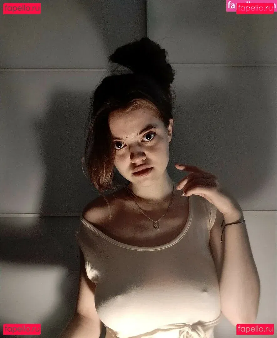 Daria Aref Onlyfans Photo Gallery 