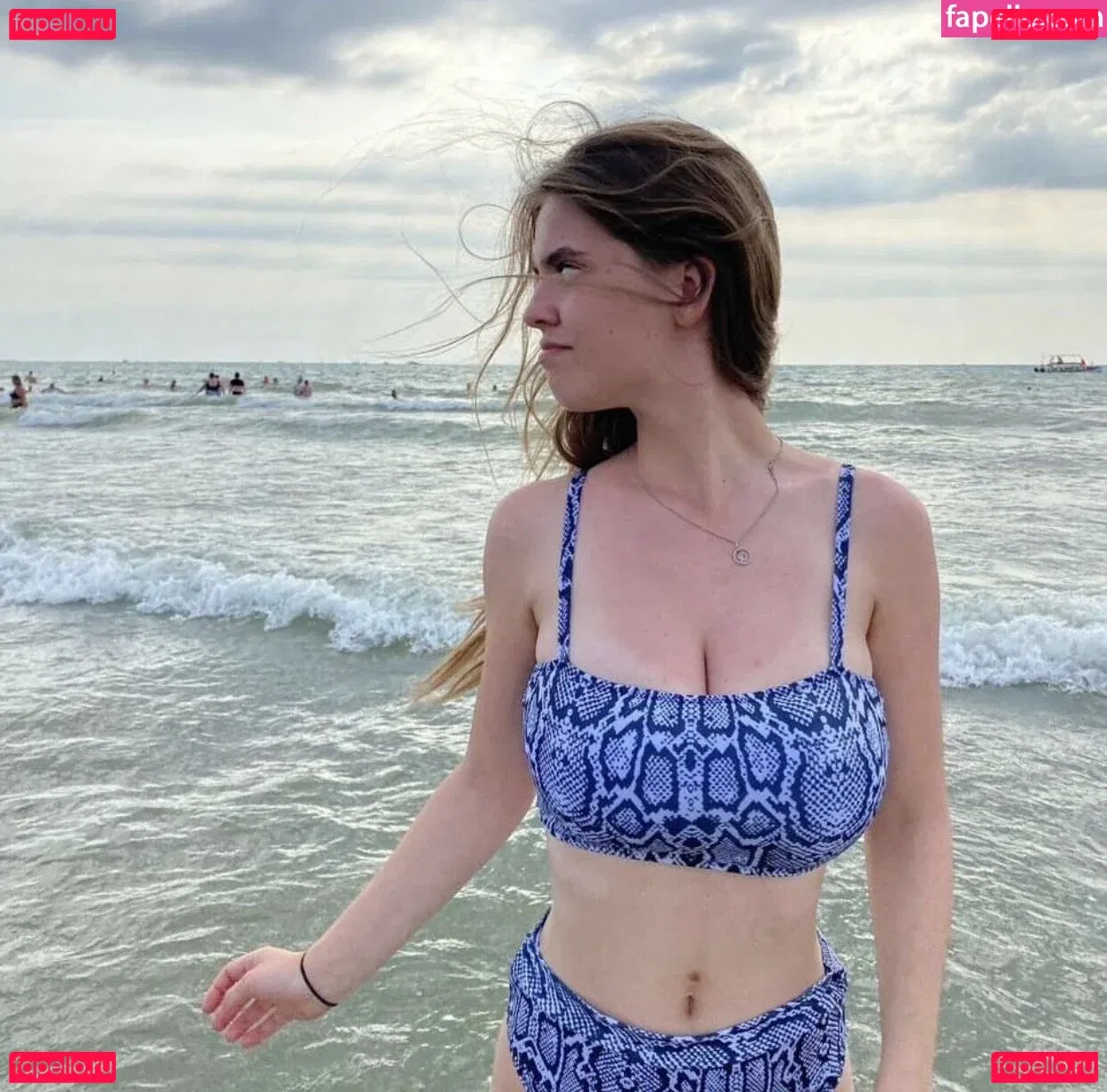 Daria Aref Onlyfans Photo Gallery 