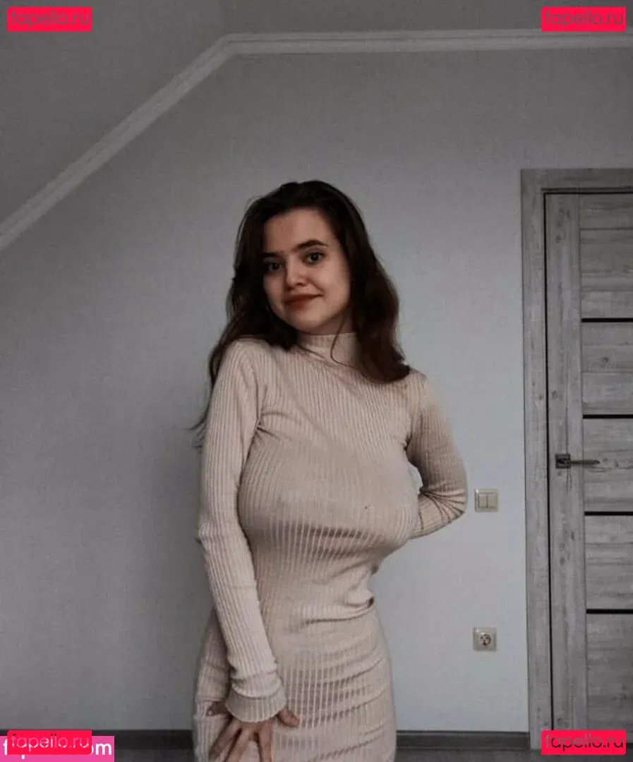 Daria Aref Onlyfans Photo Gallery 