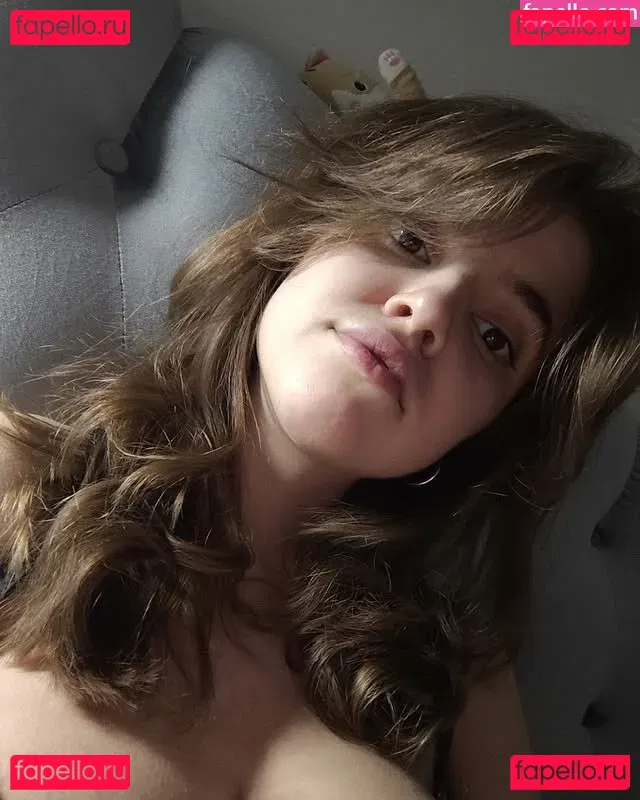 Daria Aref Onlyfans Photo Gallery 