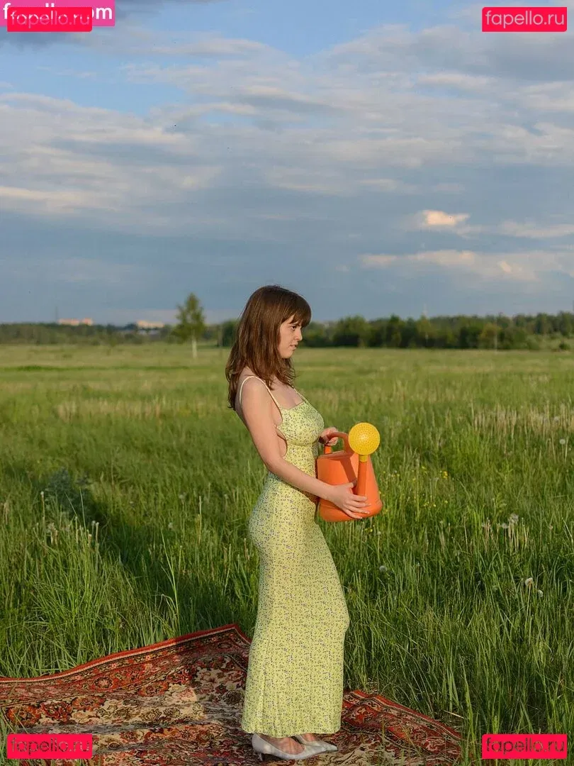 Daria Aref Onlyfans Photo Gallery 