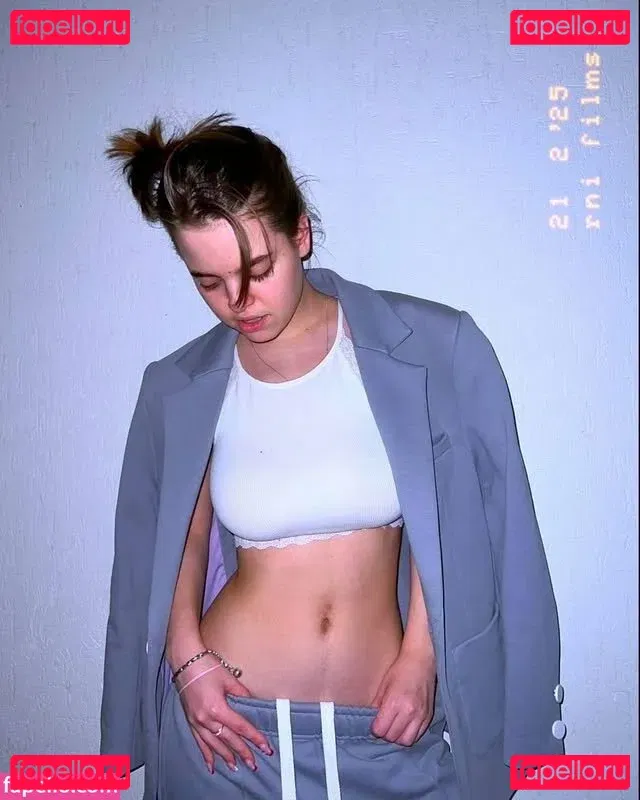 Daria Aref Onlyfans Photo Gallery 