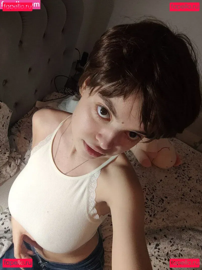 Daria Aref Onlyfans Photo Gallery 