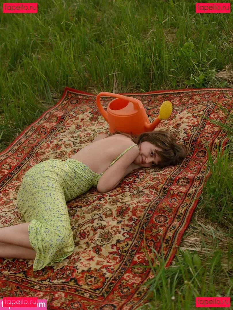 Daria Aref Onlyfans Photo Gallery 