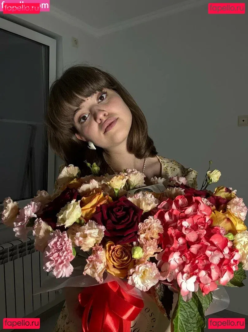 Daria Aref Onlyfans Photo Gallery 