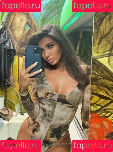 Adriannalinnaa Onlyfans Photo Gallery 