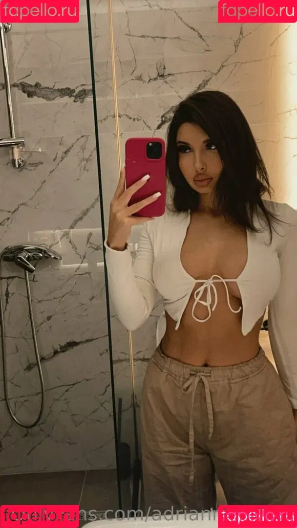 Adriannalinnaa Onlyfans Photo Gallery 