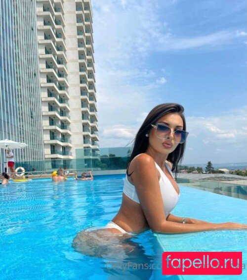Adriannalinnaa Nude Onlyfans Photo 34