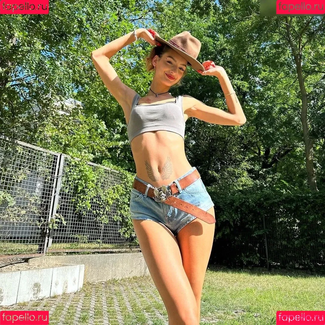 Kimberly Carter Onlyfans Photo Gallery 
