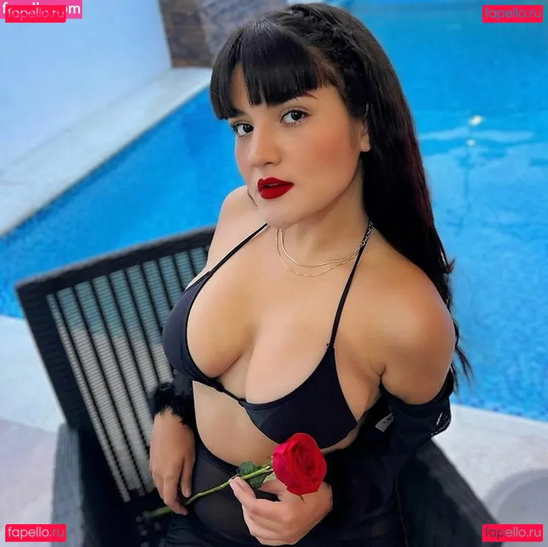 Fanny Reynoso Onlyfans Photo Gallery 