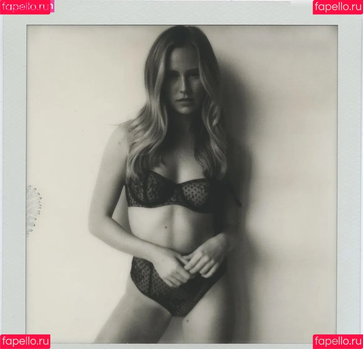 Danika Yarosh Onlyfans Photo Gallery 