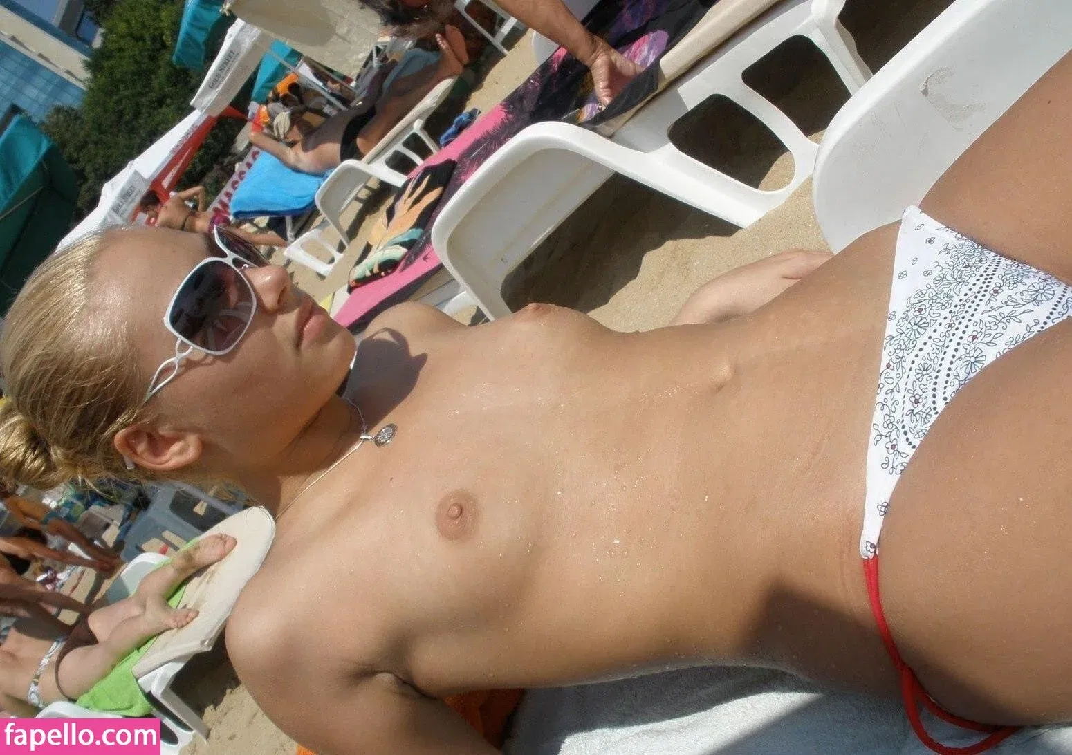 Danika Yarosh Onlyfans Photo Gallery 