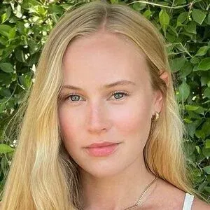 Danika Yarosh Onlyfans Photo Gallery 