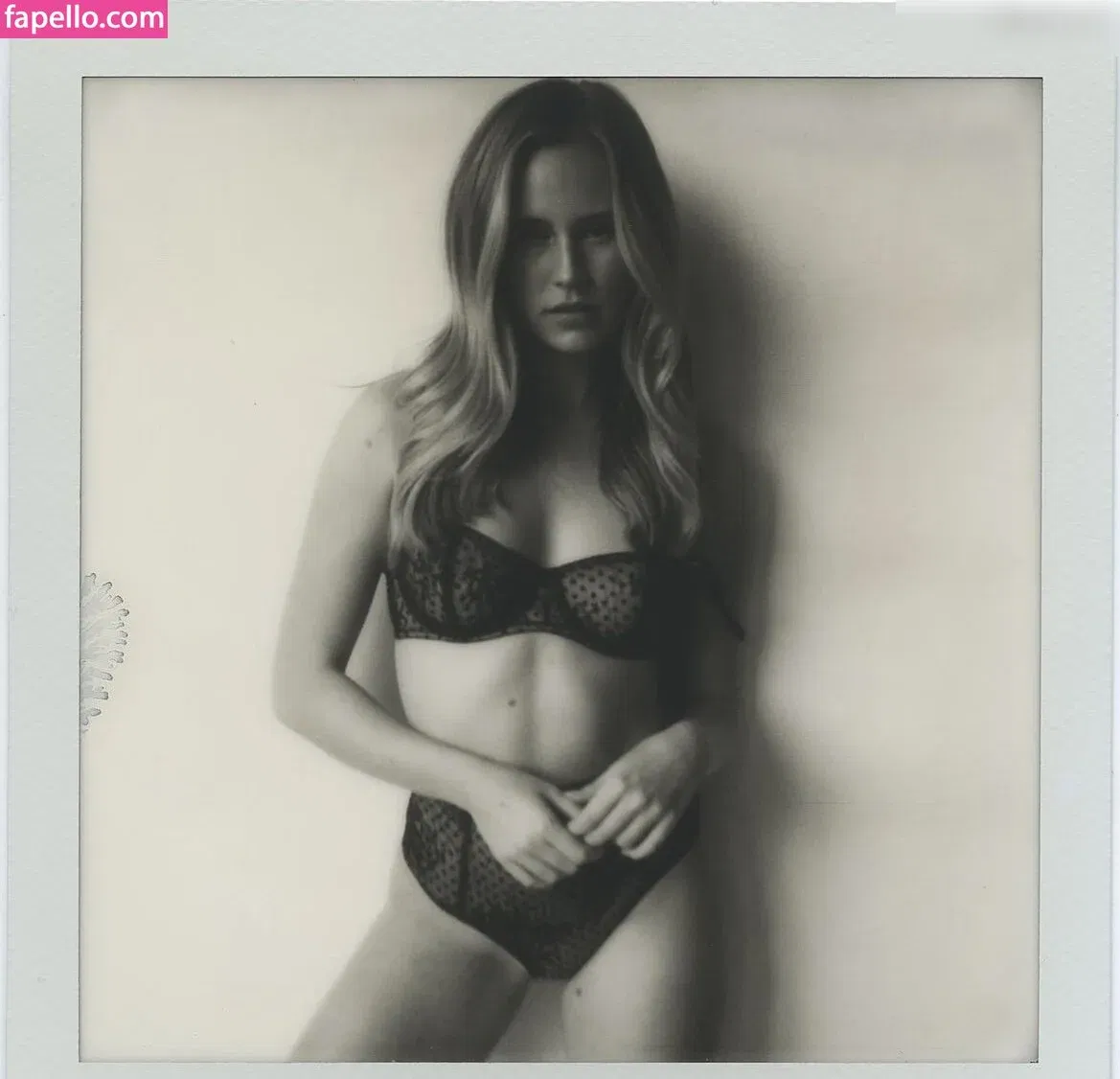 Danika Yarosh Onlyfans Photo Gallery 