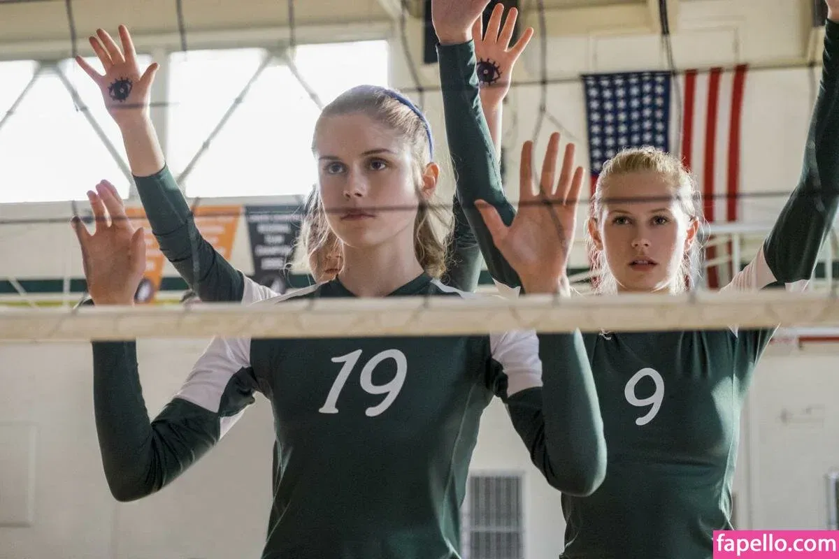 Danika Yarosh Onlyfans Photo Gallery 