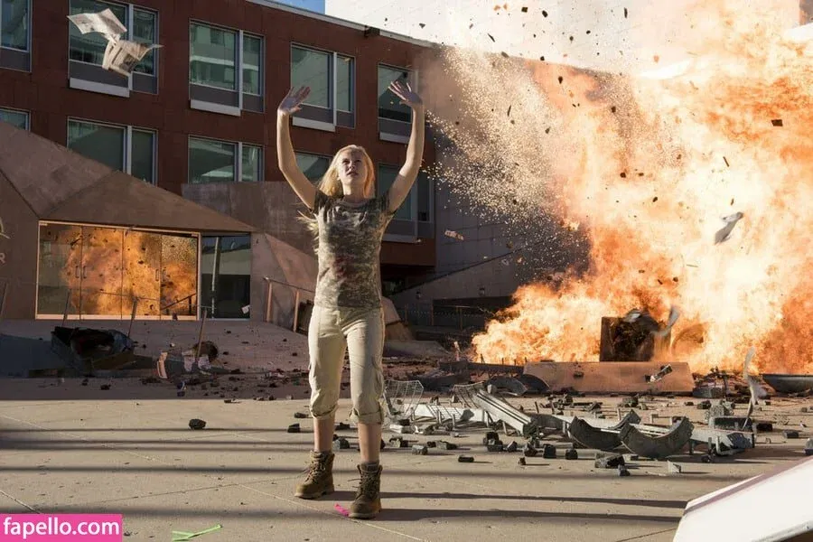 Danika Yarosh Onlyfans Photo Gallery 