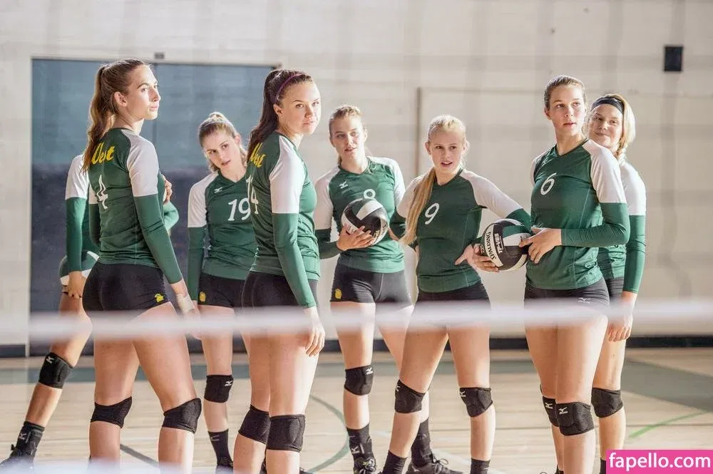 Danika Yarosh Onlyfans Photo Gallery 