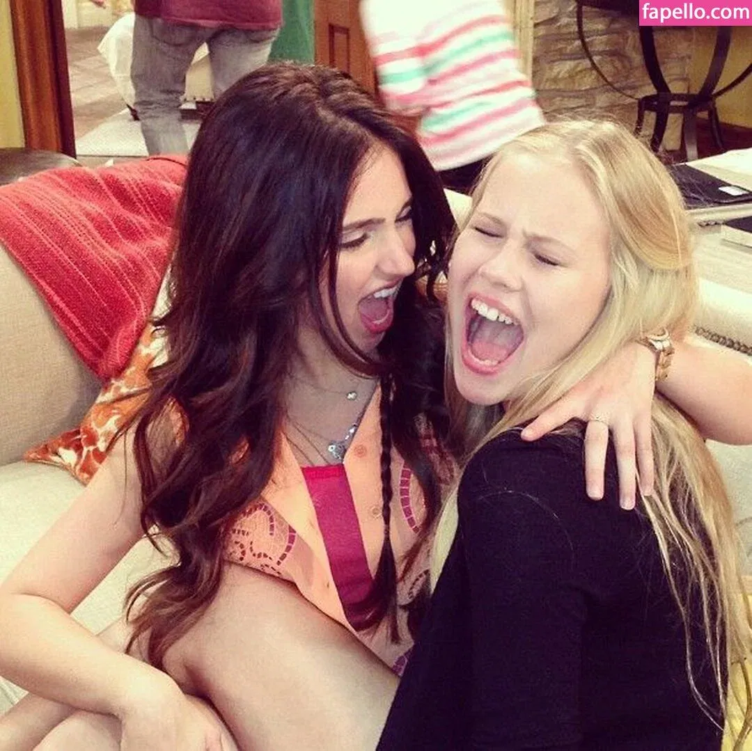 Danika Yarosh Onlyfans Photo Gallery 