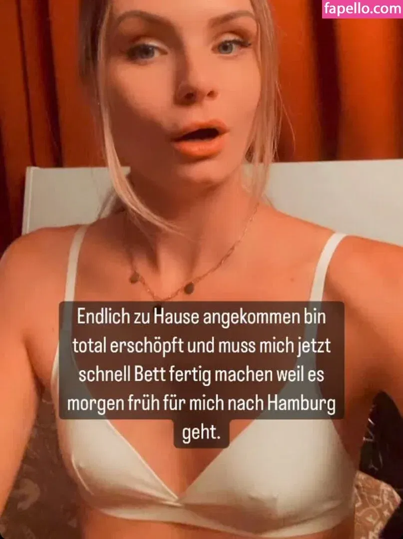 Kira Karambole Onlyfans Photo Gallery 