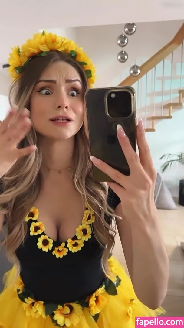 Kira Karambole Onlyfans Photo Gallery 