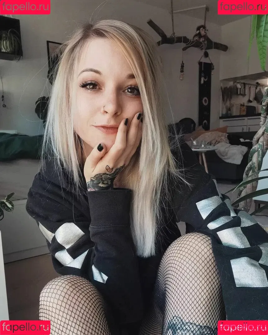 rainbowf0x Onlyfans Photo Gallery 