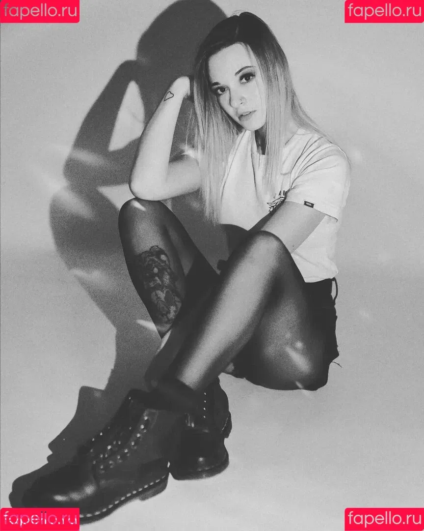 rainbowf0x Onlyfans Photo Gallery 