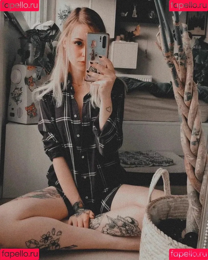 rainbowf0x Onlyfans Photo Gallery 