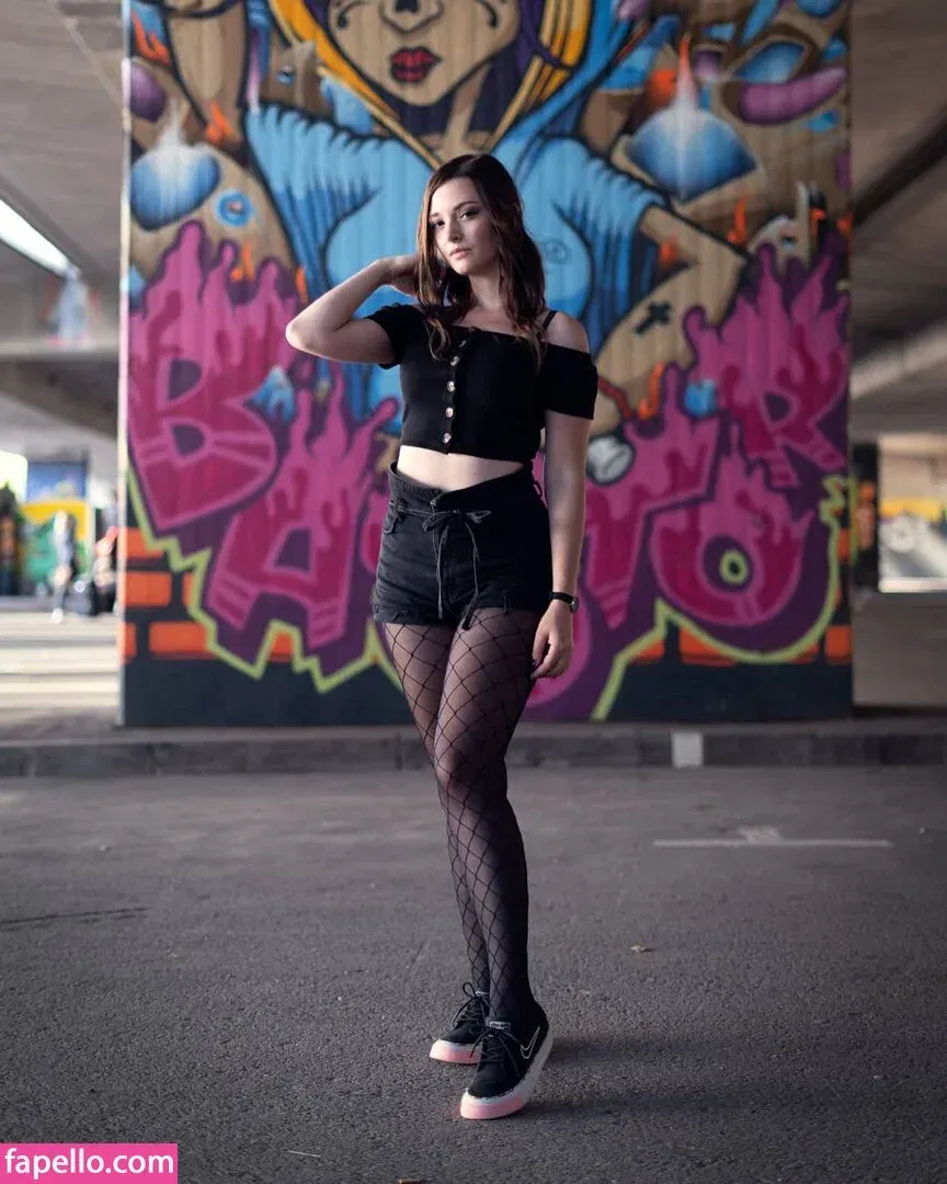 rainbowf0x Onlyfans Photo Gallery 