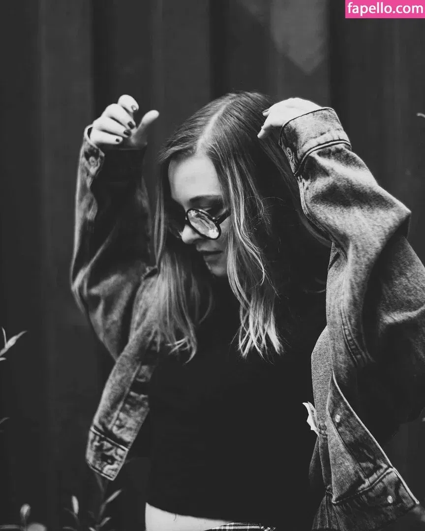 rainbowf0x Onlyfans Photo Gallery 