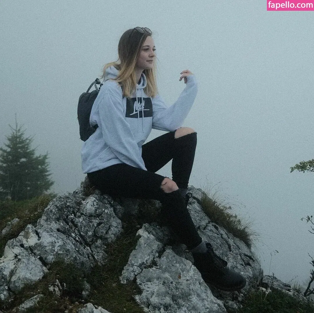 rainbowf0x Onlyfans Photo Gallery 