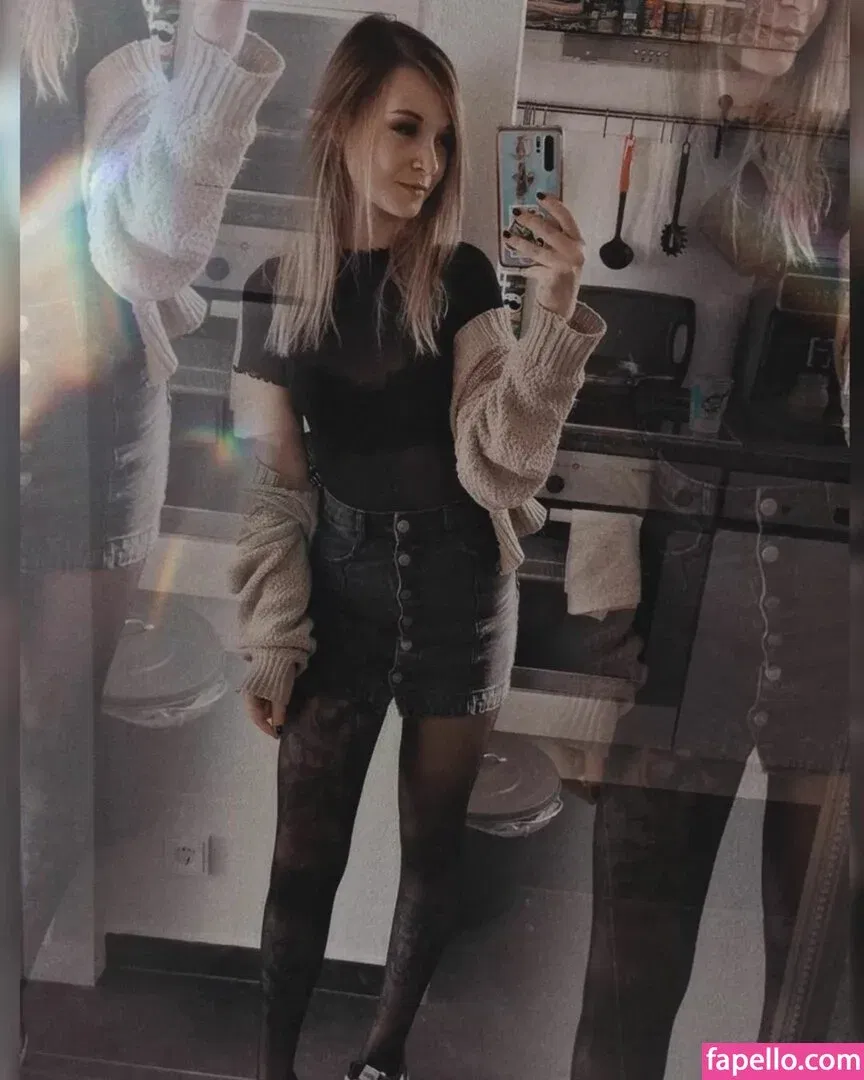 rainbowf0x Onlyfans Photo Gallery 