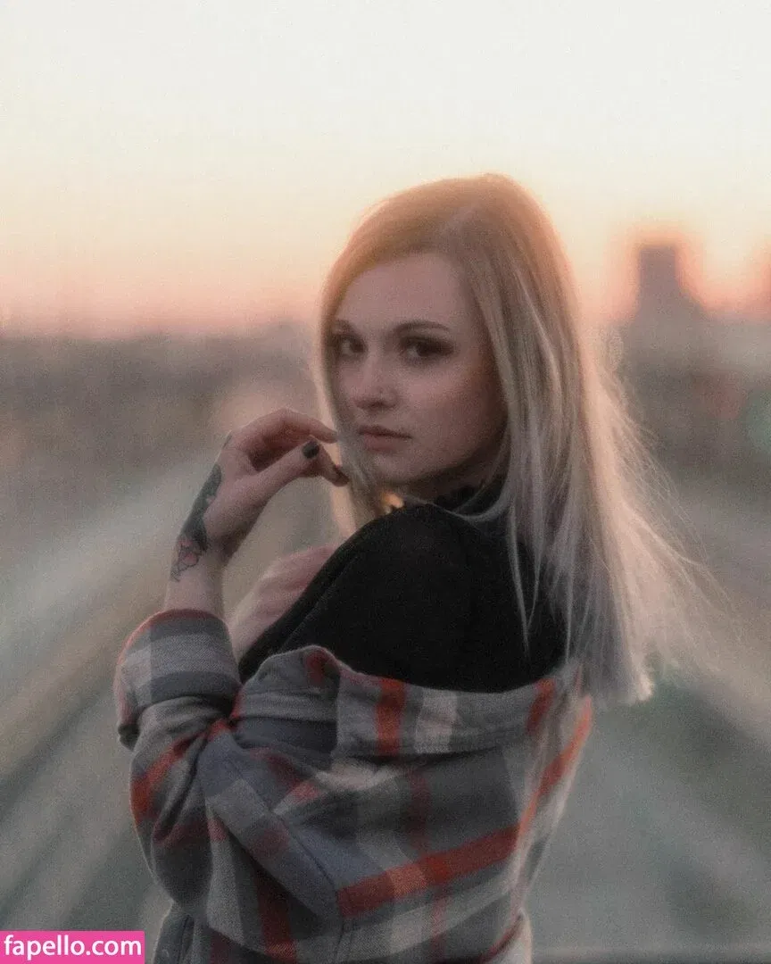 rainbowf0x Onlyfans Photo Gallery 