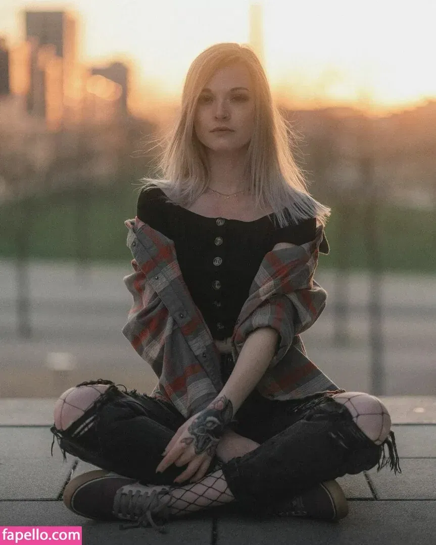 rainbowf0x Onlyfans Photo Gallery 