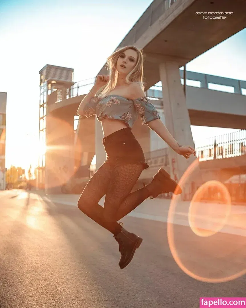 rainbowf0x Onlyfans Photo Gallery 