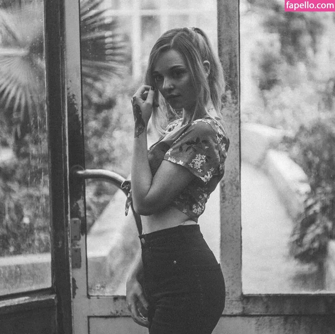 rainbowf0x Onlyfans Photo Gallery 