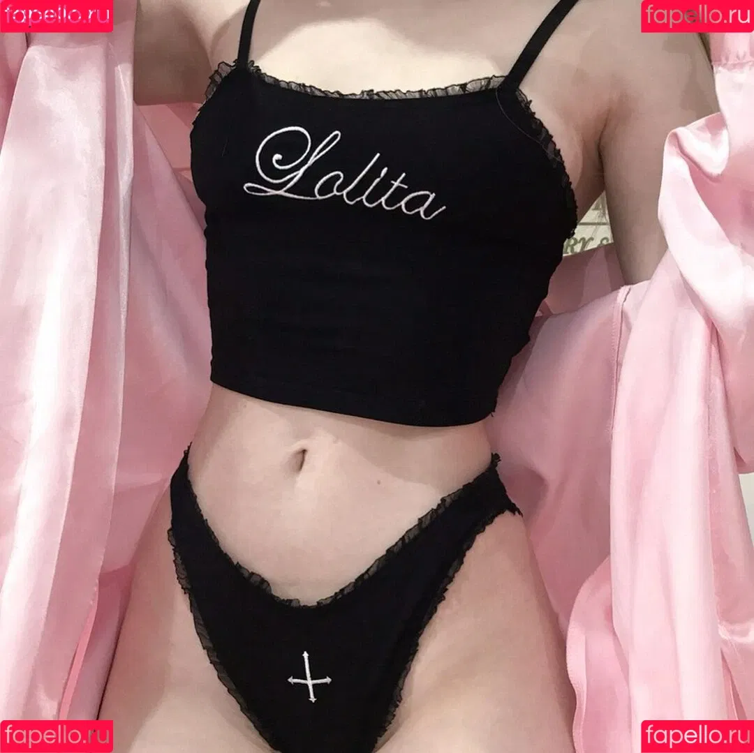 mirukurum Onlyfans Photo Gallery 