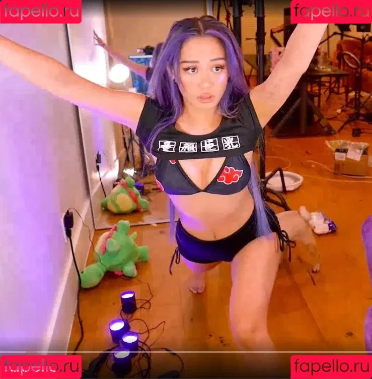 Kyoobot(Kiana) Onlyfans Photo Gallery 