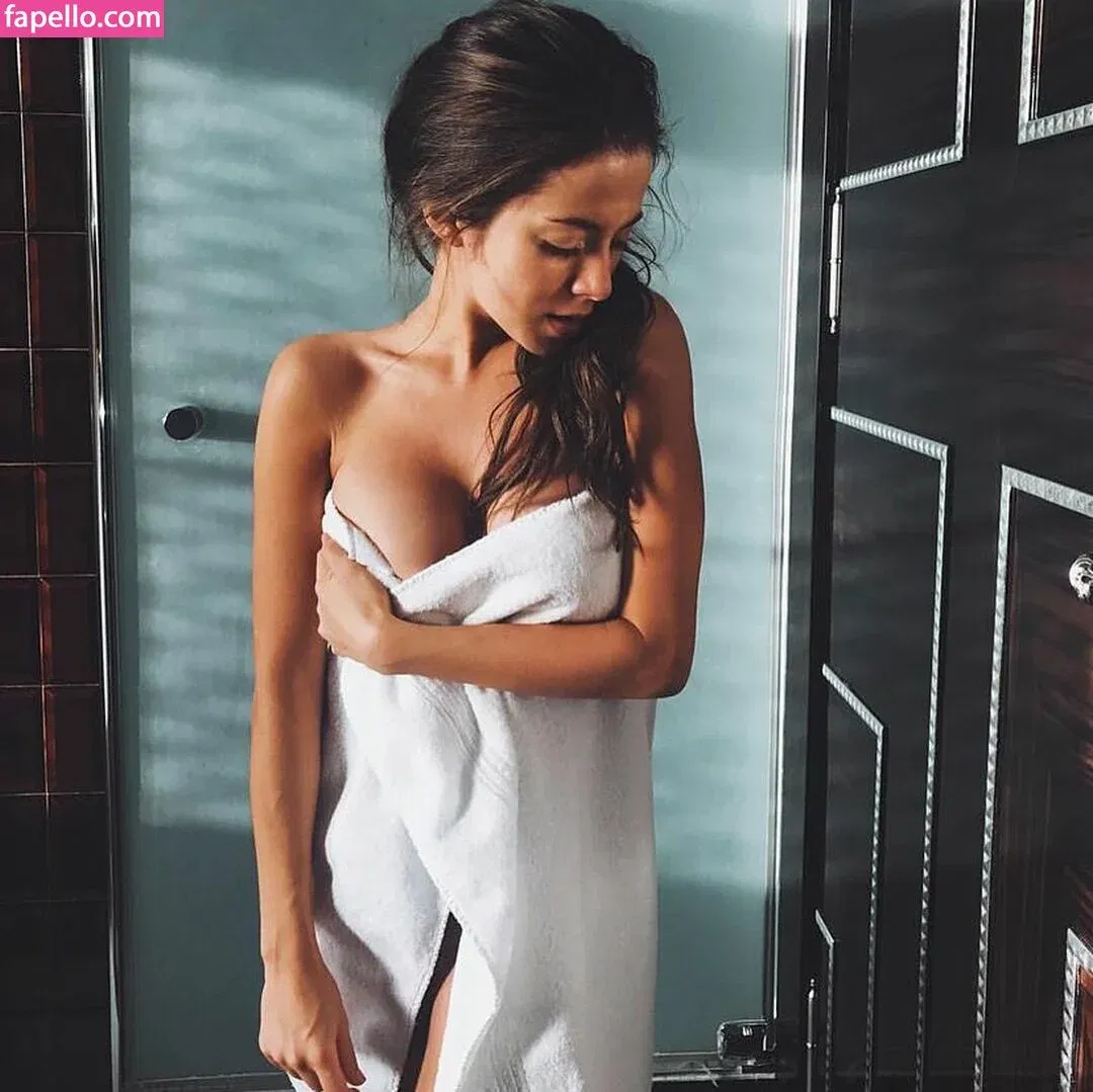 Kate Kabak Onlyfans Photo Gallery 