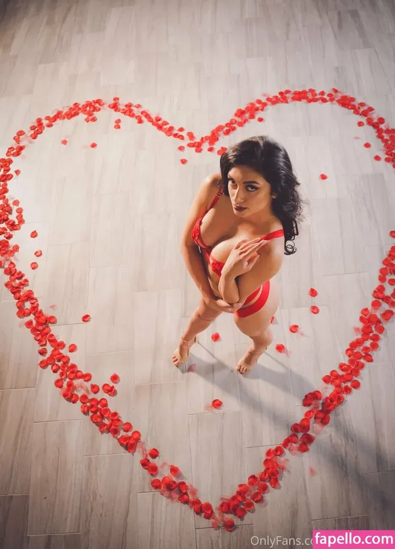 toosexyashley Onlyfans Photo Gallery 