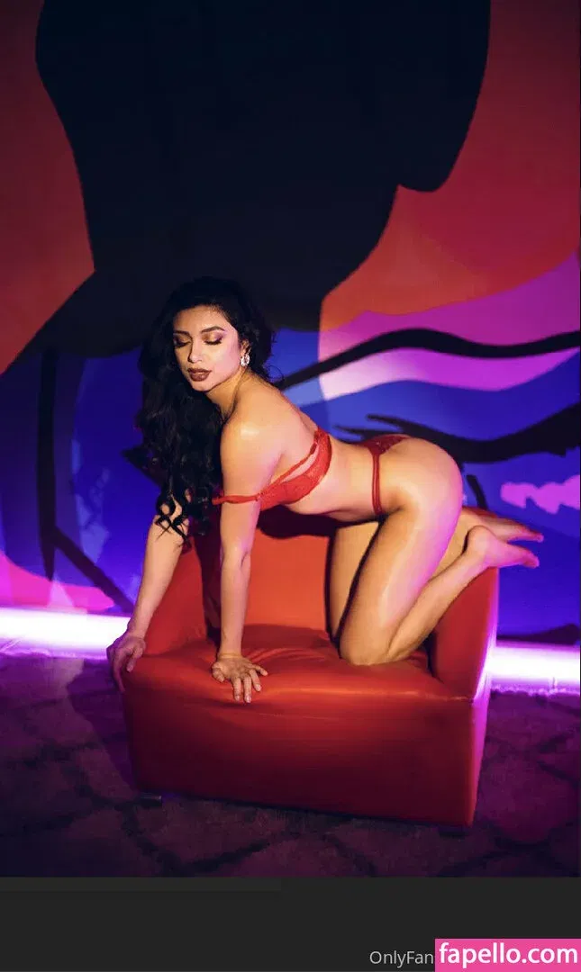 toosexyashley Onlyfans Photo Gallery 