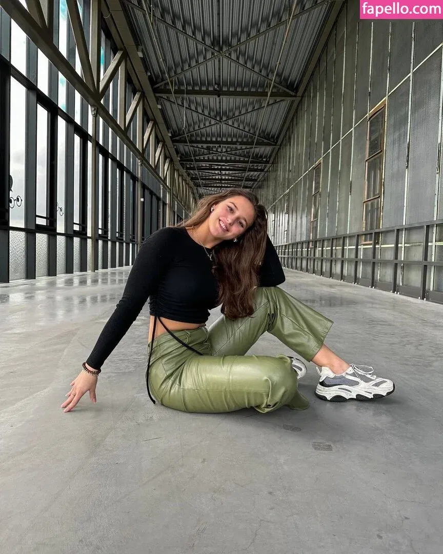 Bo Van Bussel Onlyfans Photo Gallery 